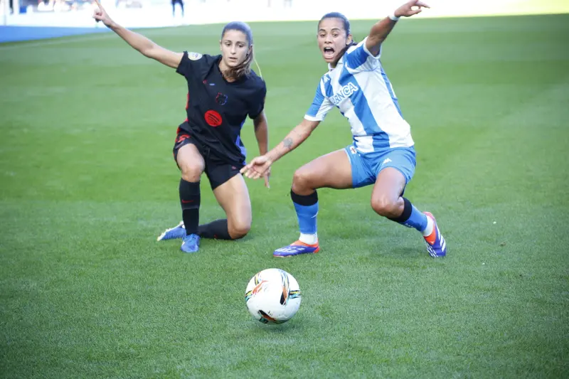 Partido de la Liga F disputado entre el Deportivo Abanca y el FC Barcelona.