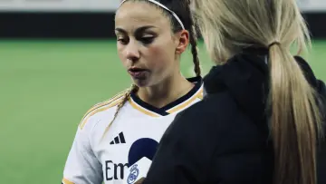 Athenea se fractura la clavícula en su estreno como capitana del Real Madrid