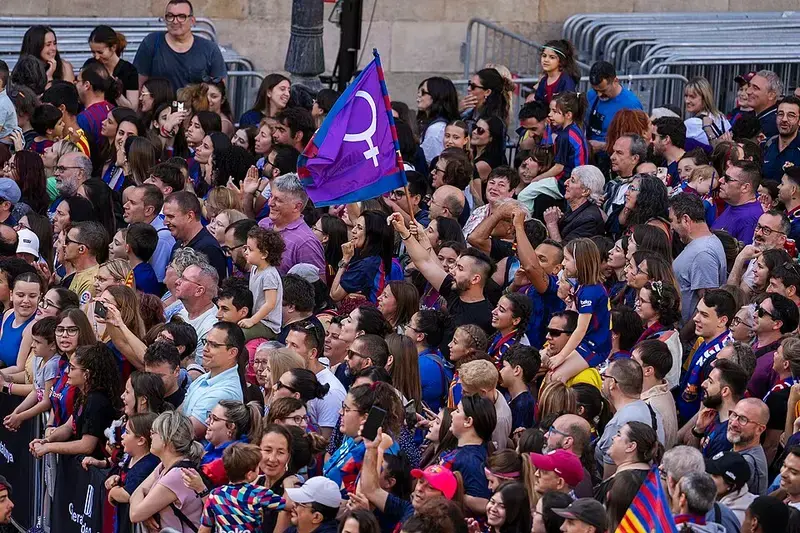 El FC Barcelona Femení celebrando uno de sus títulos europeos.