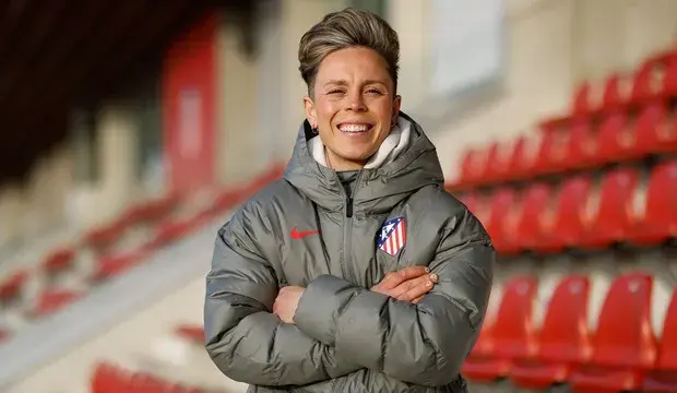 Amanda Sampedro en las instalaciones de Alcalá de Henares durante la presentación del nuevo cuerpo técnico.