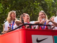 Las jugadoras de Inglaterra, durante el desfile del título de la Eurocopa 2025 en Londres.