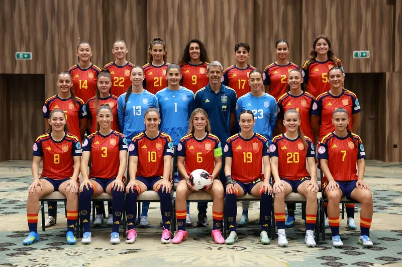 La selección española sub-19.
