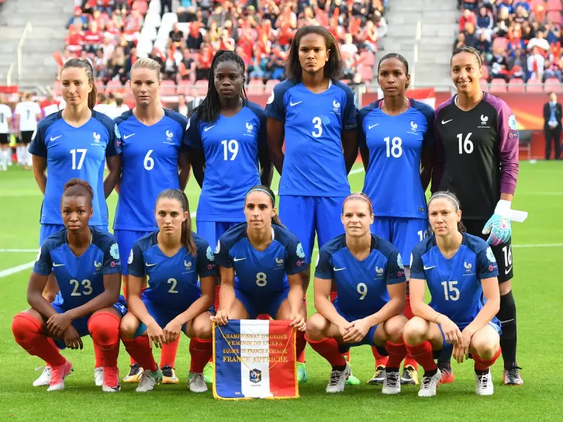 Alineación titular de la selección de Francia en la Eurocopa Femenina 2017.