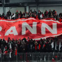 La afición del Brann despliega su pancarta en el Åsane Arena, en la ida de los cuartos de final de la Champions femenina.