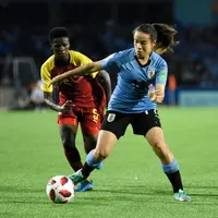 La selección femenina de fútbol de Uruguay.